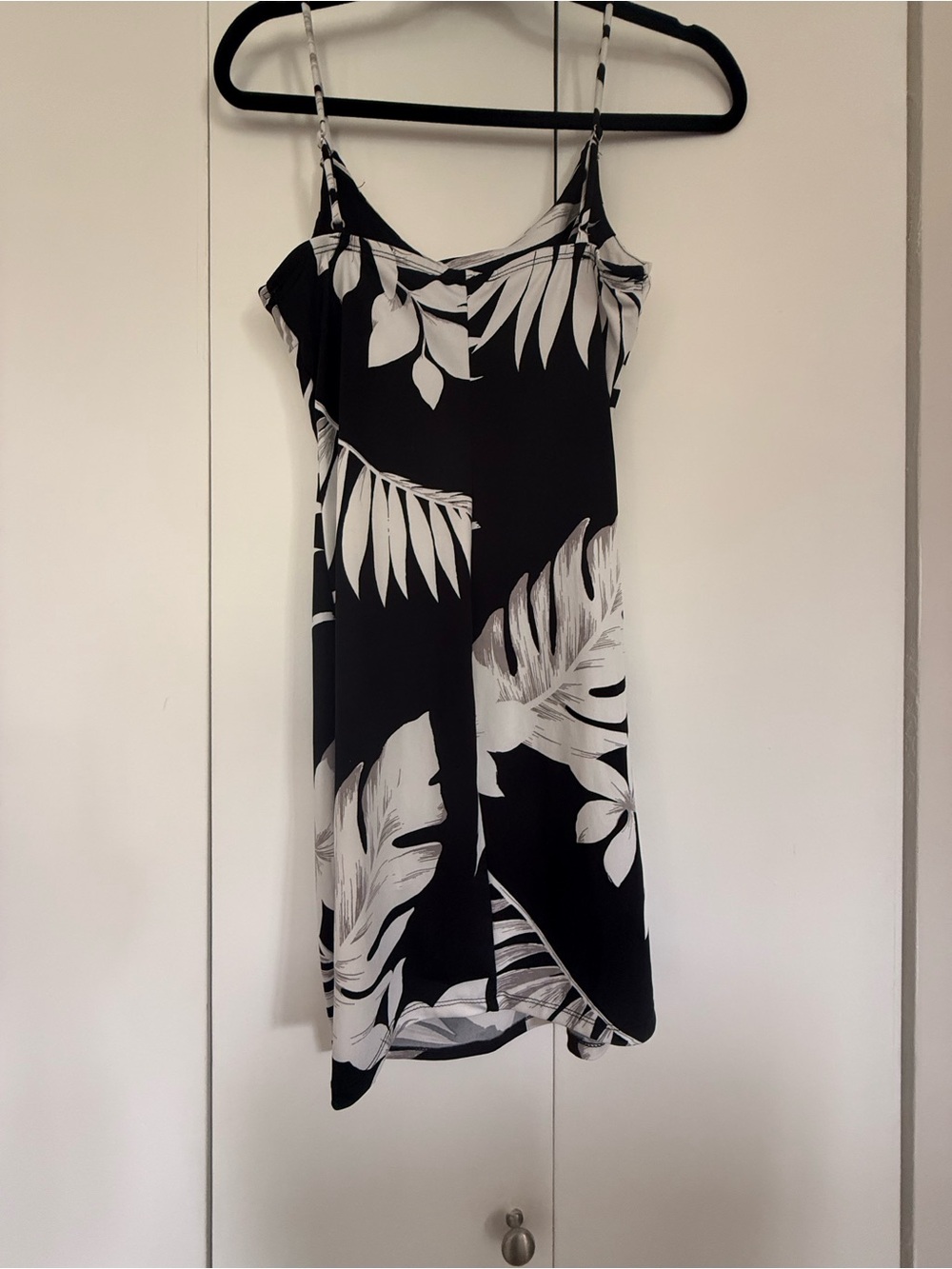 Black & White Tropical Slip Dress, size large